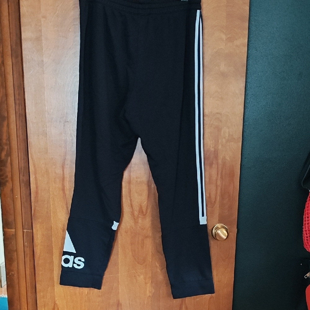 Essentials Logo Colorblock Cuff Pants - Picture 5 of 5